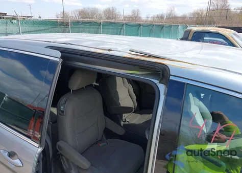 2008 Honda Odyssey Ex z USA, uszkodzony, nr VIN 5FNRL384X8B031115